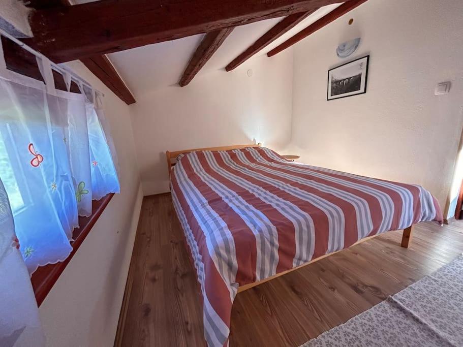 App Franci Parenzana Appartement Marusici  Buitenkant foto